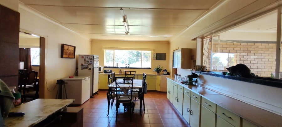 5 Bedroom Property for Sale in Vredefort Free State